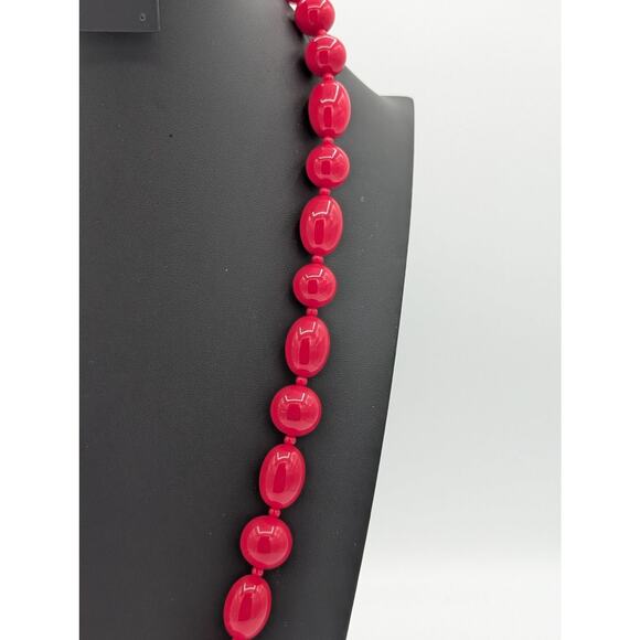 Signed OLCI 28" Long Heavy Lucite Deep Hot Pink Graduated Beaded Necklace - Picture 5 of 8